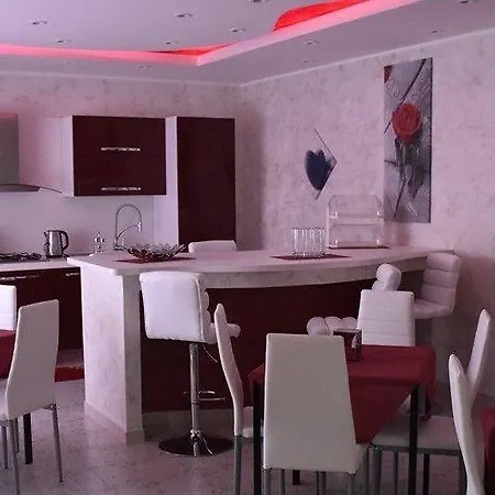 Il Cuore Dell'etna Bed & Breakfast 4*